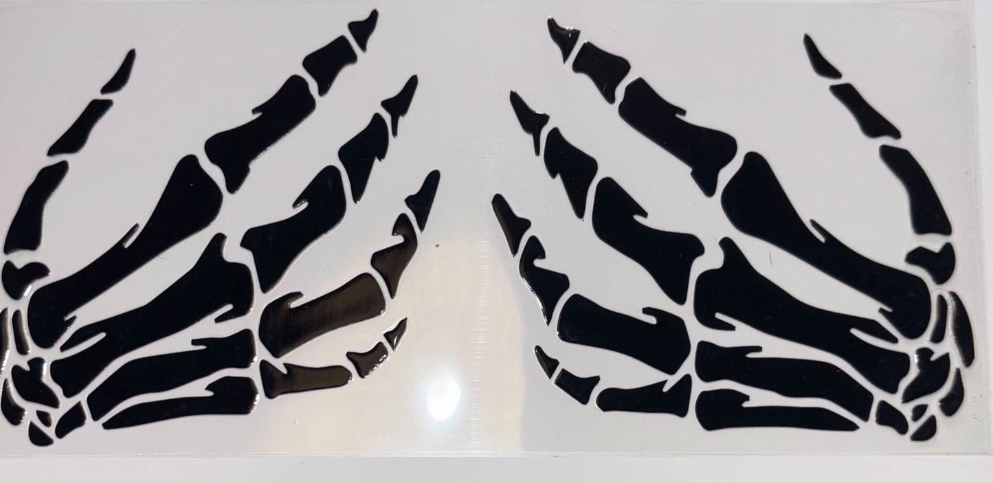SKULL HANDS WRAP
